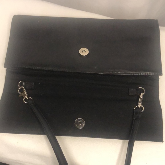 PRESTON & YORK vintage black buttery soft leather handbag. Detachable straps. - Picture 10 of 10